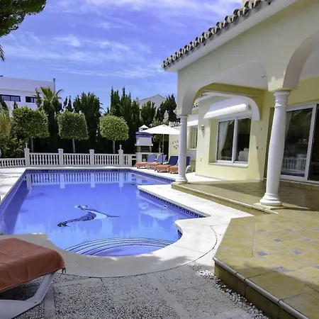 Holiday home 20001 - Exquisite 50m To *